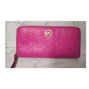 MICHAEL KORS Fuschia Large Pebbled Leather Zip-Around Continental Wallet - EUC